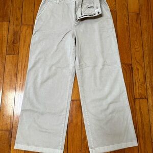 GAP NWOT Women's Cream Straight Leg Pants, relaxed , size 12